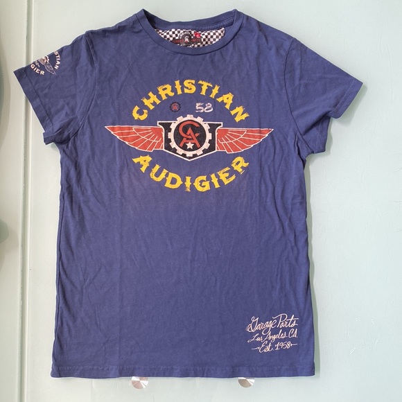 2 shirts - Picture 3 of 8